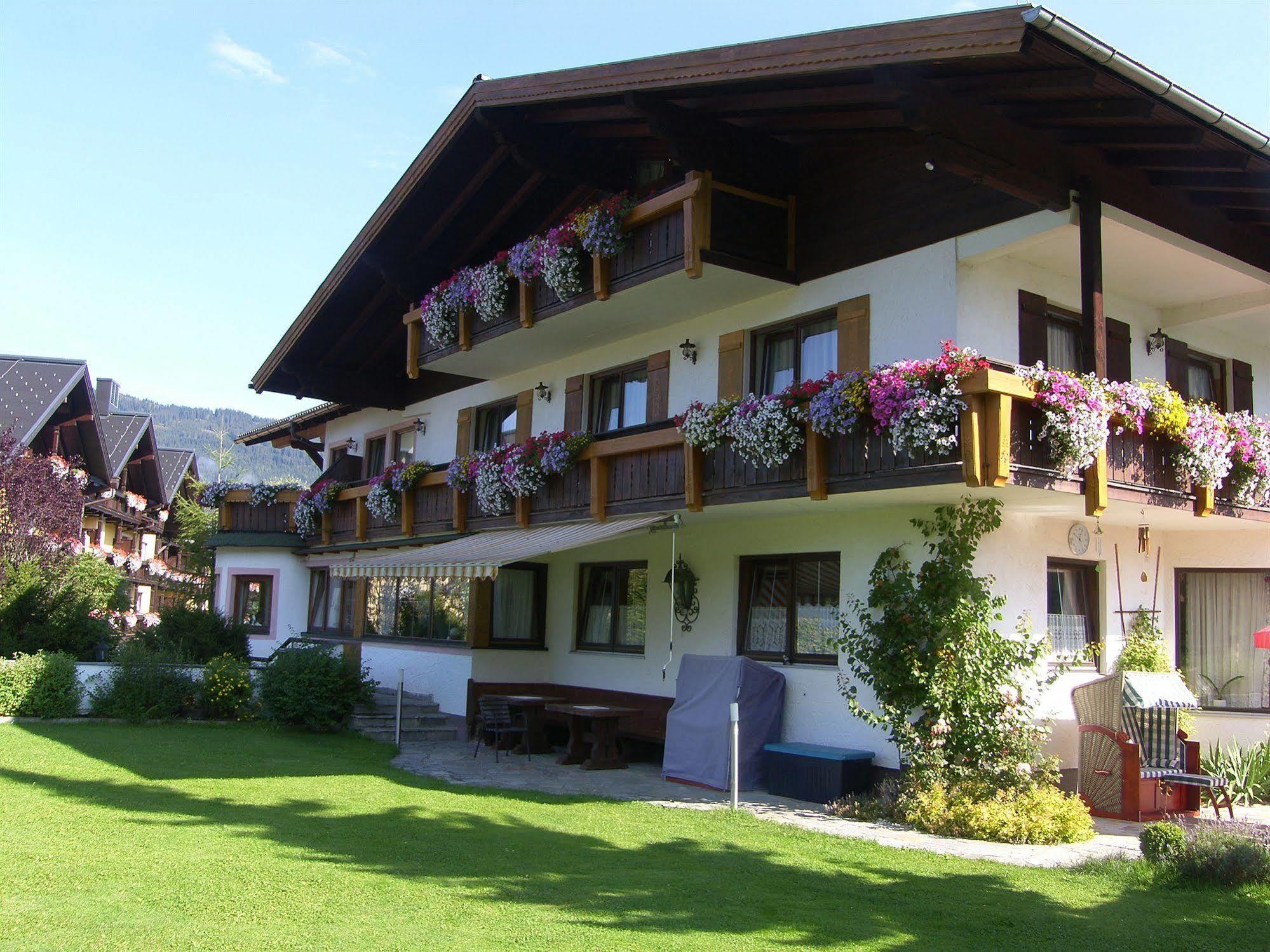 Gaestehaus Elisabeth Radstadt Luaran gambar